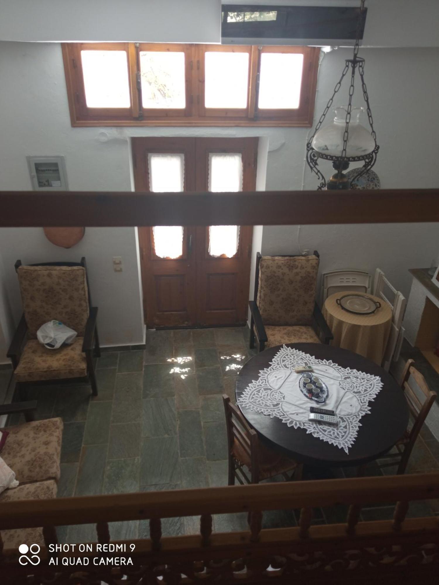 θέτιδα House *